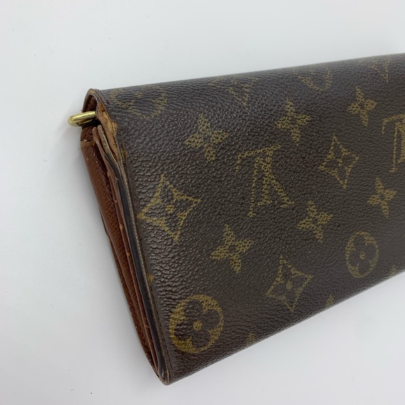 💥AUTHENTIC💥 Louis Vuitton Monogram Sarah Wallet - Picture 6 of 12